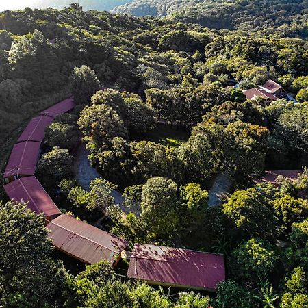 فيلا الجبل الأخضرفي El Bosque Lodging المظهر الخارجي الصورة