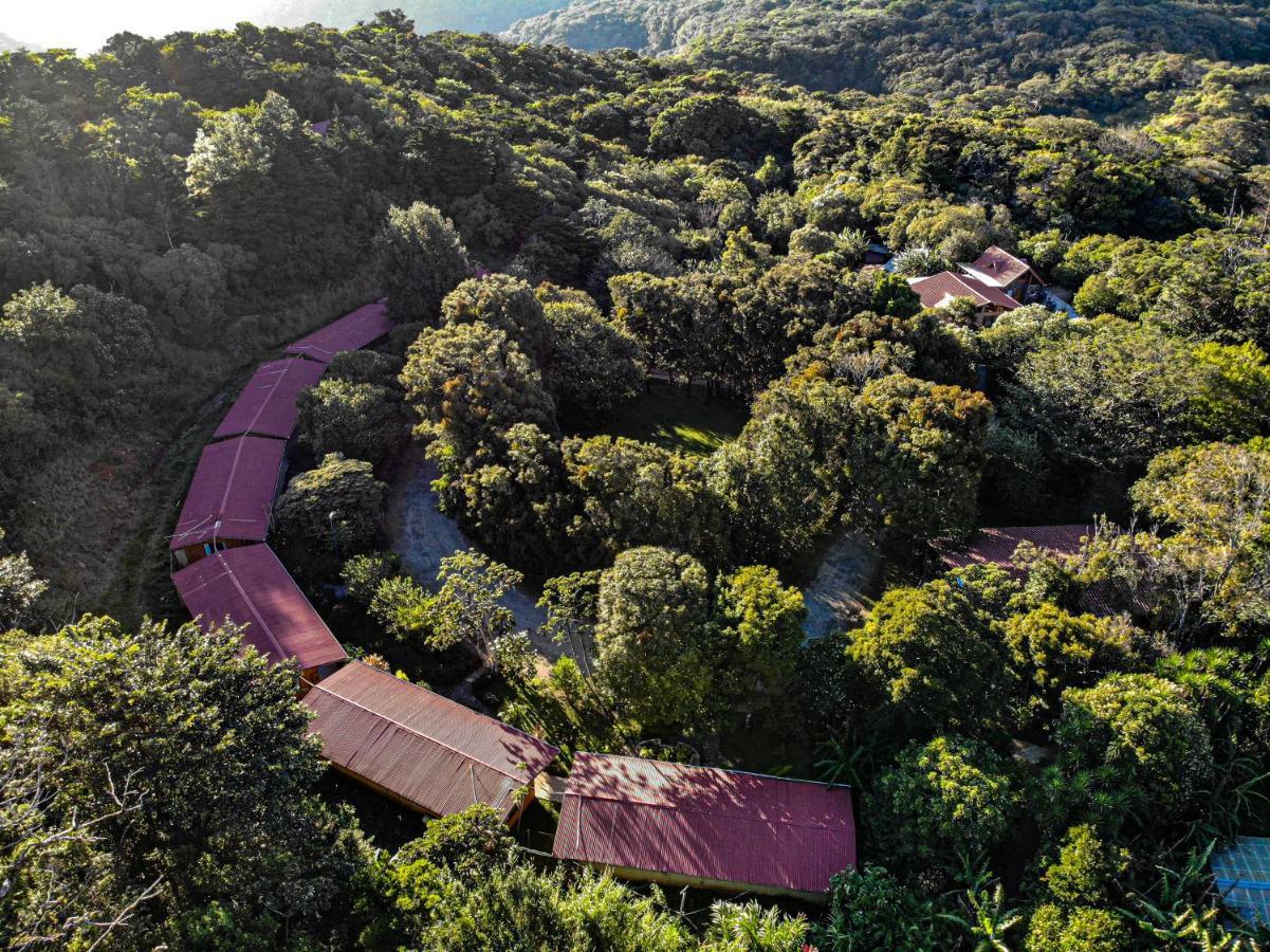 فيلا الجبل الأخضرفي El Bosque Lodging المظهر الخارجي الصورة